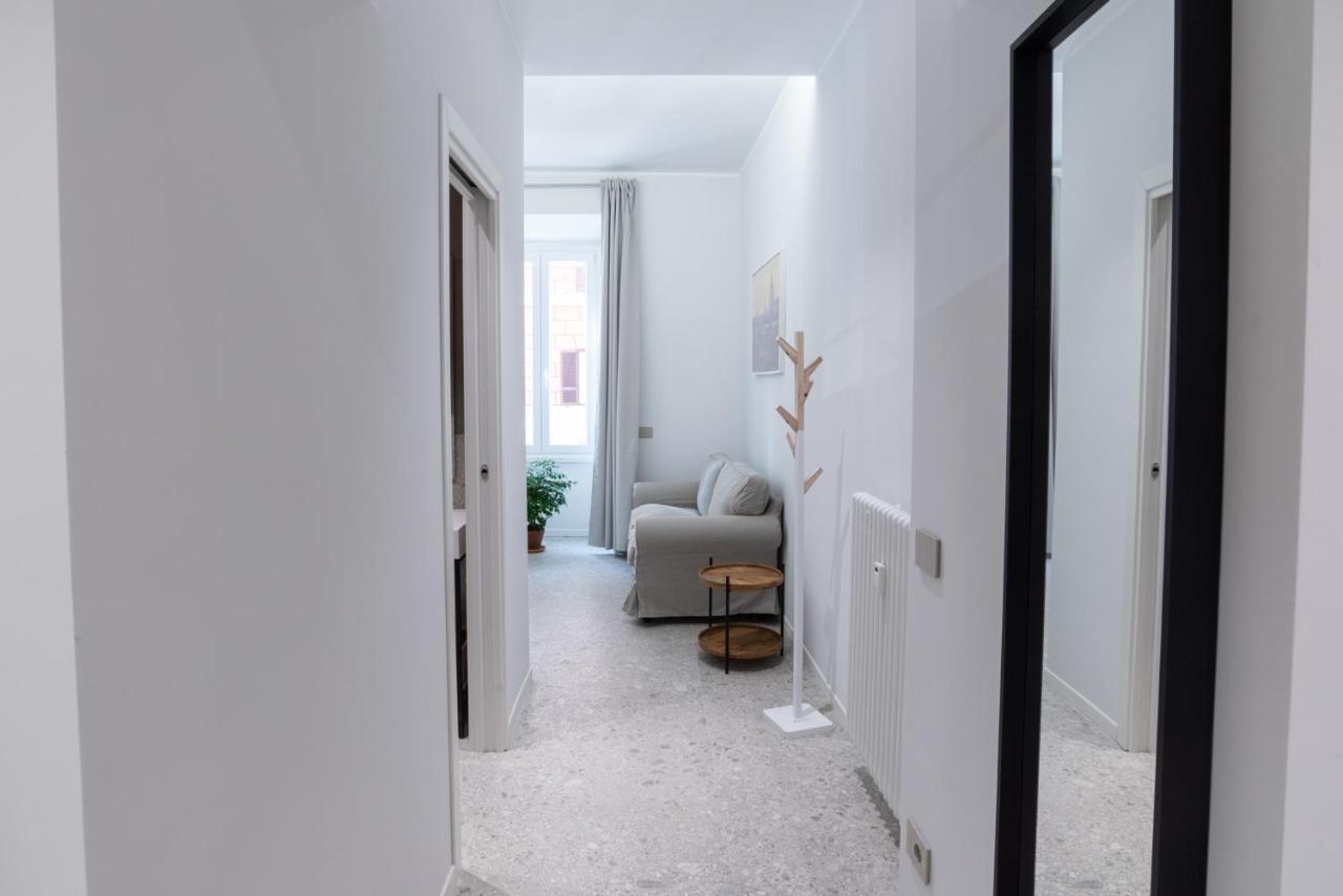 White Home Suite And Rooms Roma Exterior foto